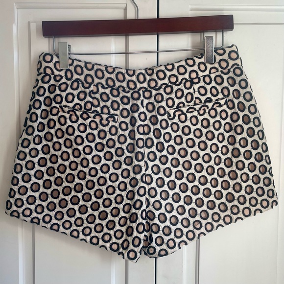 J. Crew Eyelet Short - Blush, Cream, Black Size 6 - Picture 6 of 14